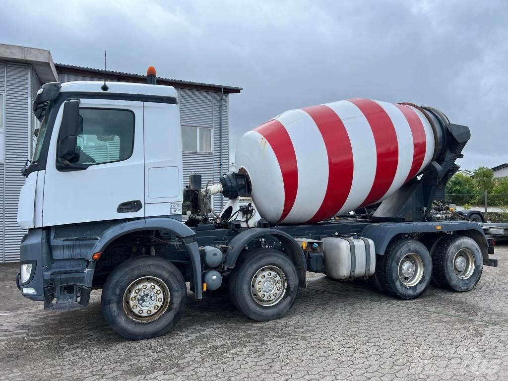 Mercedes-Benz 3248 Betongbiler