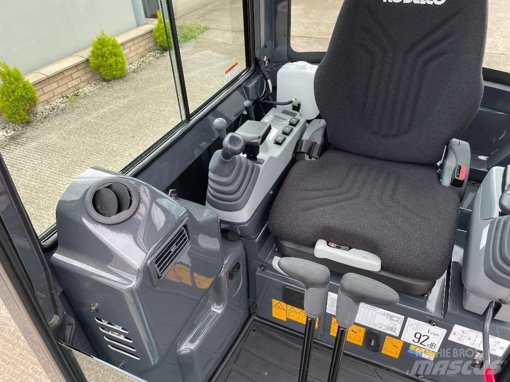 Kobelco SK17SR-3E Minigravere <7t