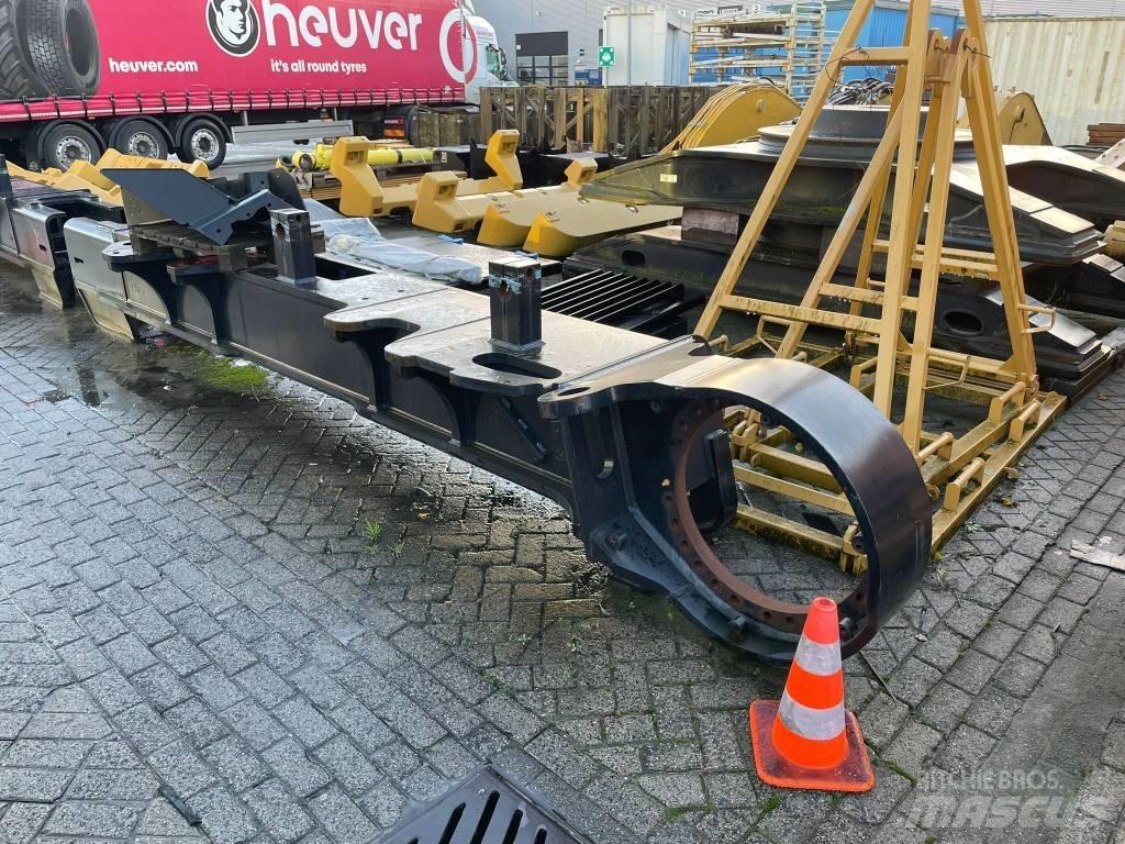 CAT 390 F L Chassis og understell
