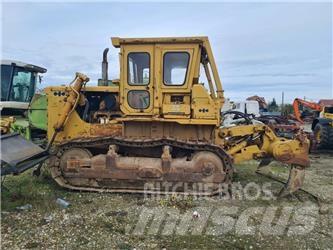 Komatsu D 85-18 Dozere Beltegående
