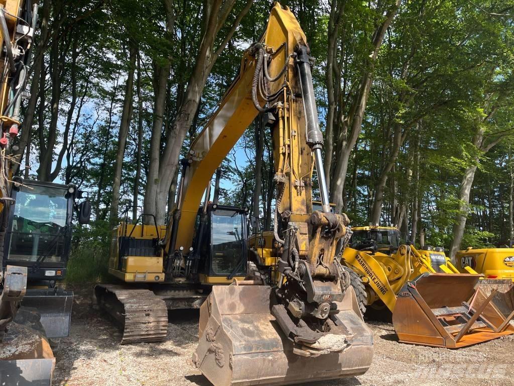 CAT 323 Beltegraver