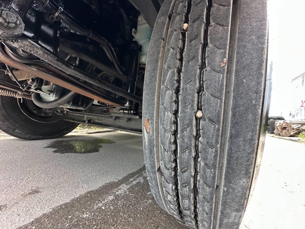 International 4300 Tankbiler