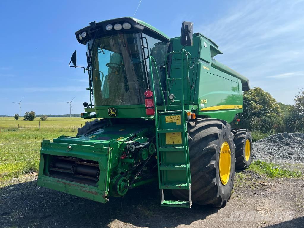 John Deere C 670 I Skurtreskere