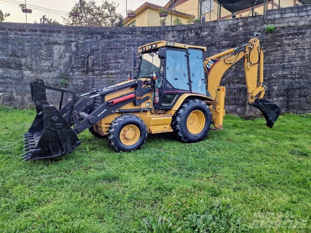 CAT 442 D Traktorgravere