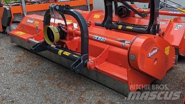 Kuhn BP 28 Beitepussere og toppkuttere