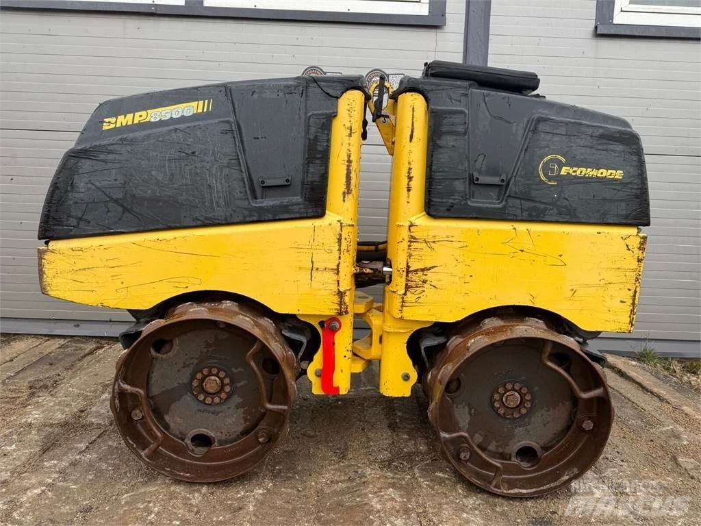 Bomag  Hjullaster til komprimering