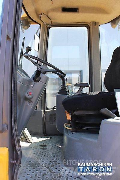 Volvo L30B Hjullastere