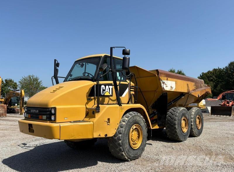 CAT 730 Rammestyrte Dumpere