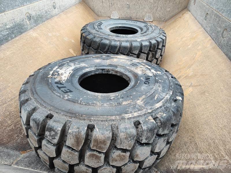 CAT 740GC Rammestyrte Dumpere