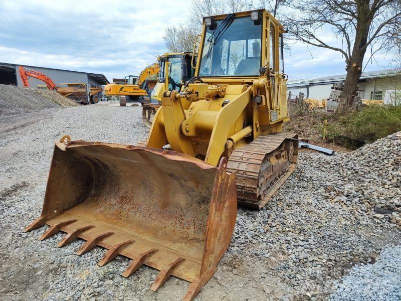 CAT 943 Beltelastere
