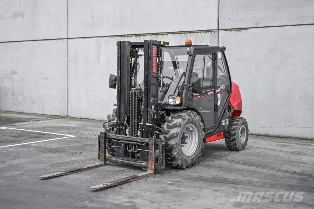 Manitou MC 25-4 Diesel Trucker