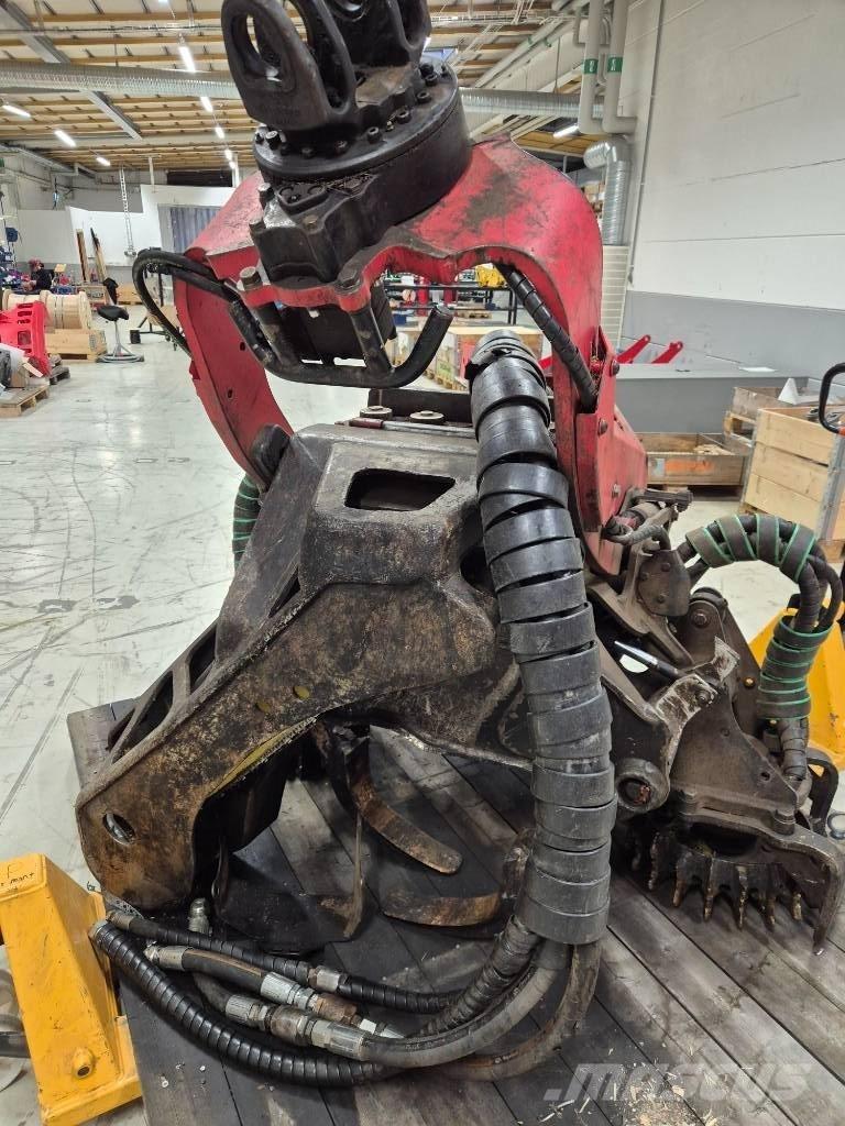 Komatsu C 144 Hogst aggregat