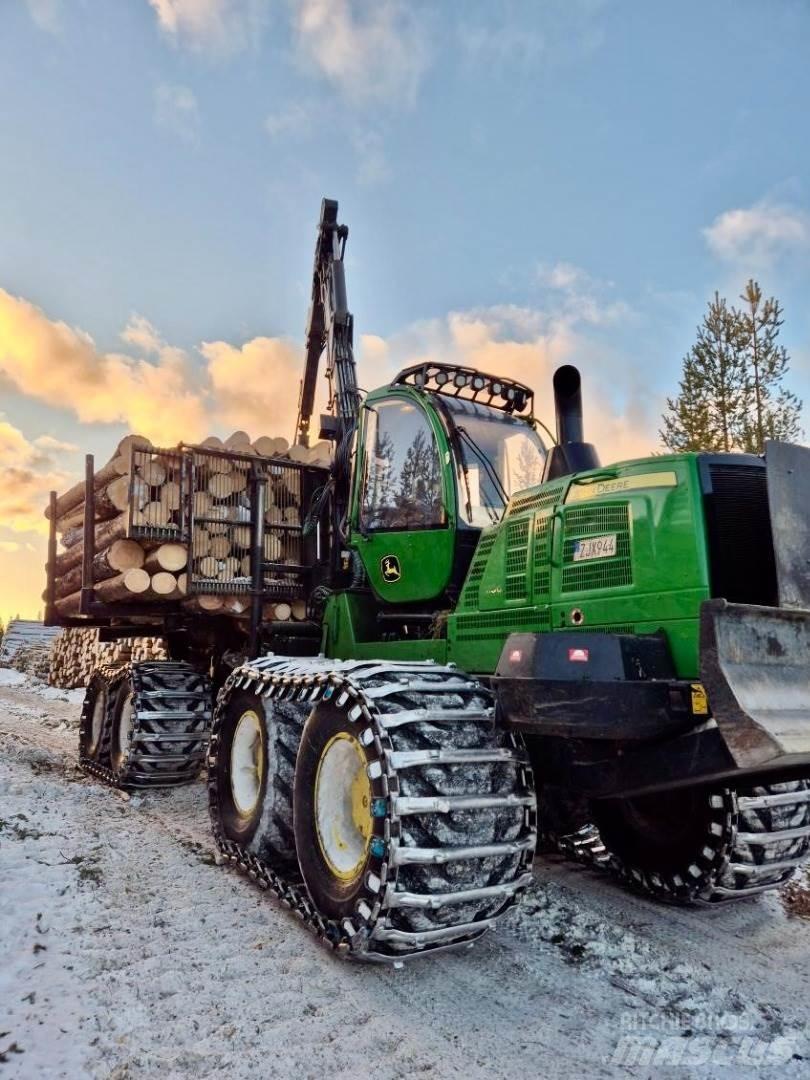 John Deere 1910G Lassbærere