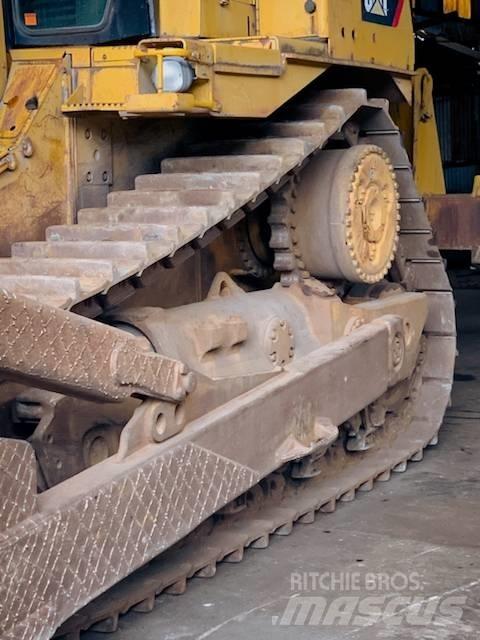 CAT D 9 T Dozere Beltegående