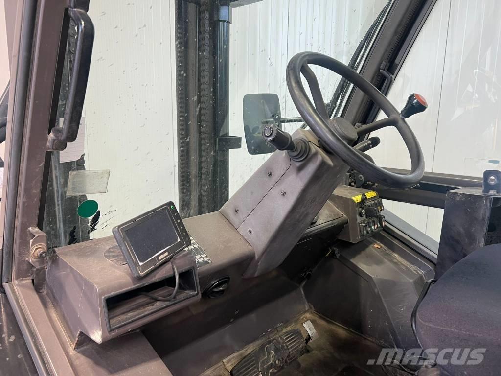 Manitou M30-4 Terrenggående gaffeltruck