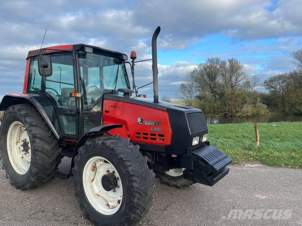 Valmet 6200 Traktorer