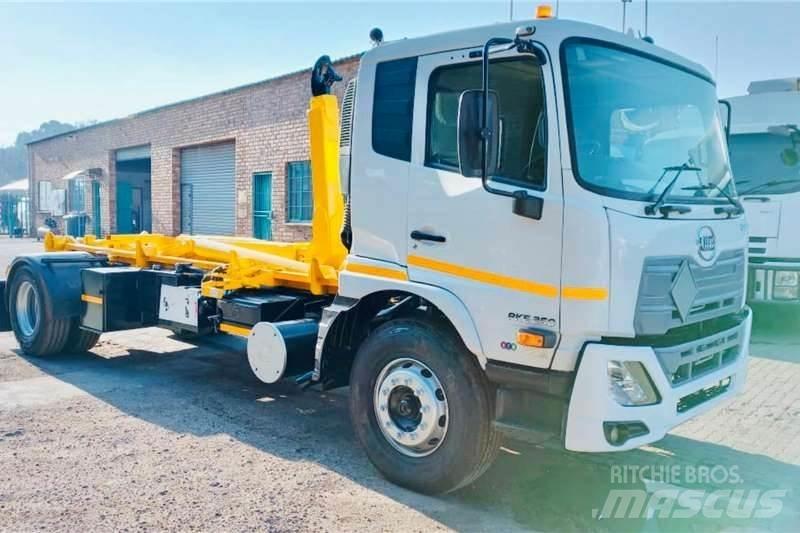 UD PKE 250 Andre lastebiler