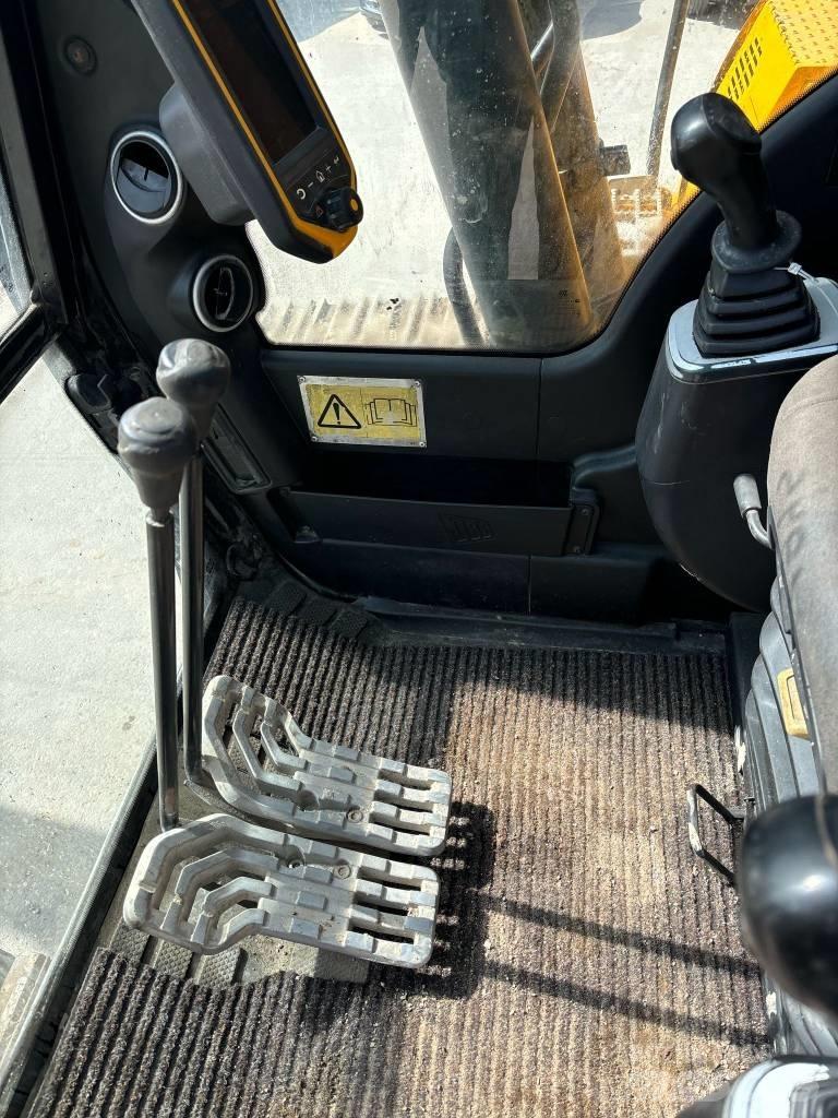 JCB JS 160 LC Beltegraver