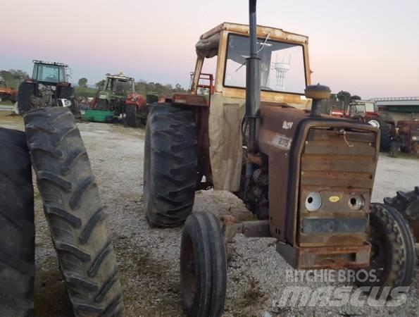 Massey Ferguson 275 Traktorer
