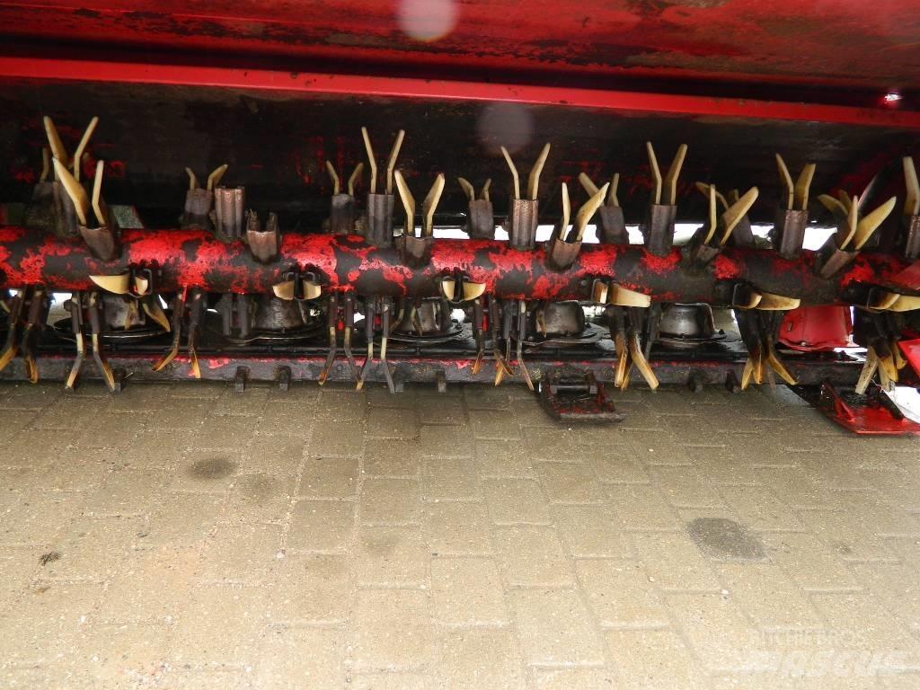 JF GMS 2800 Slåmaskiner