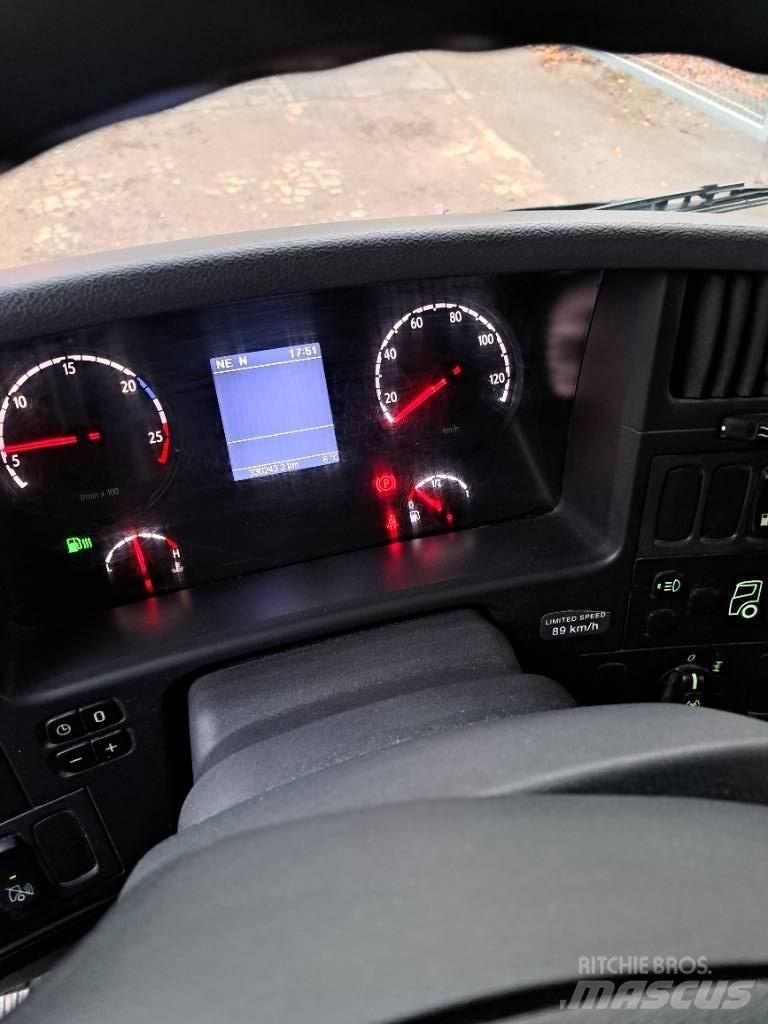 Scania P 280 Skapbiler