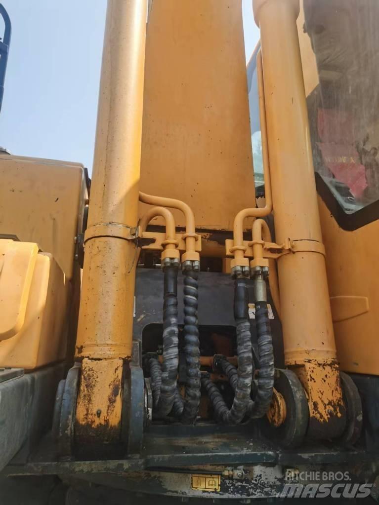 Hyundai R210W-9 Hjulgravere