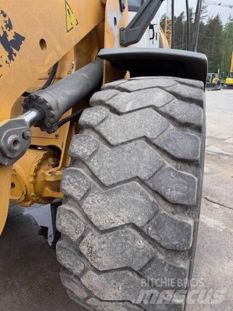 Liebherr L 566 Hjullastere