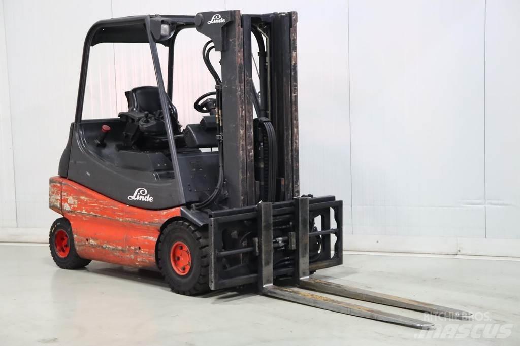 Linde E30-02 Elektriske trucker
