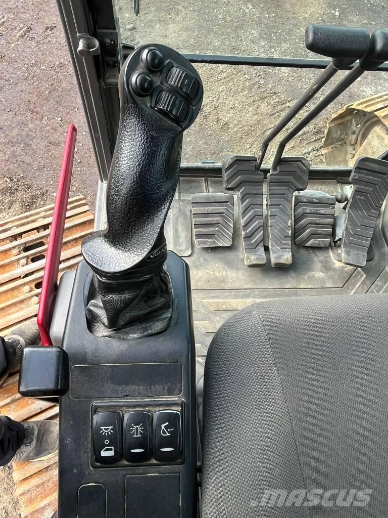 Volvo ECR 235 EL Beltegraver