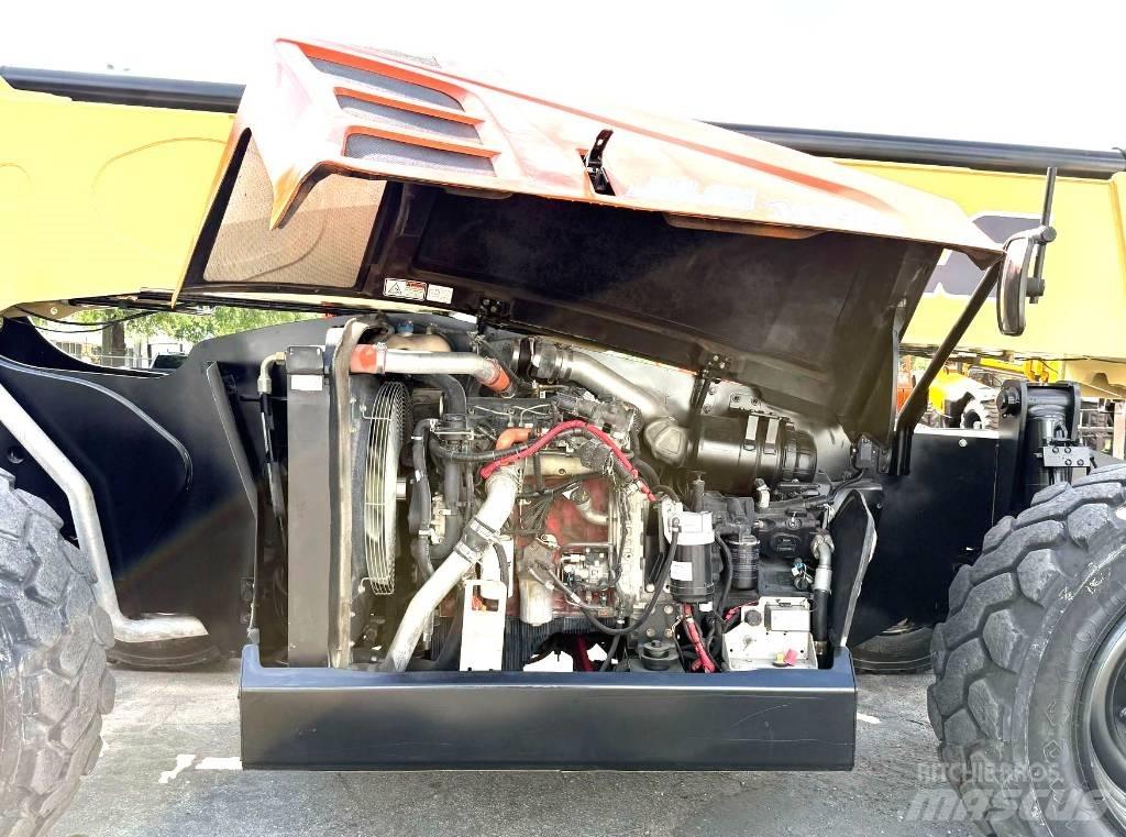 JLG 1055 Teleskoplastere