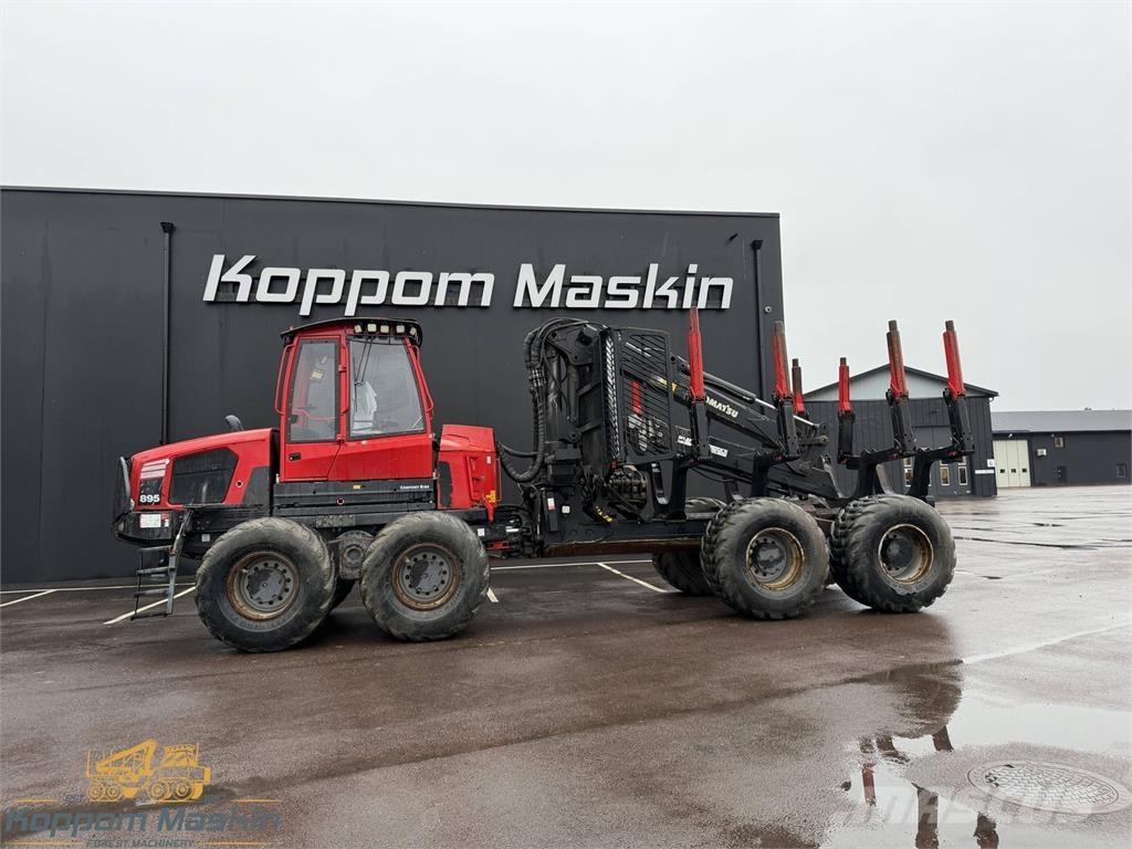 Komatsu 895 Lassbærere