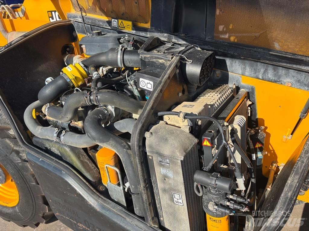 JCB 535-125 Hiviz Teleskoplastere