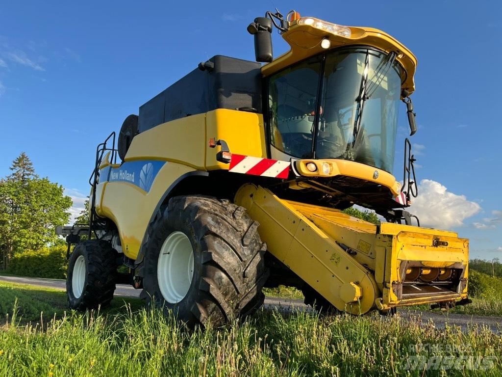 New Holland CX 860 Skurtreskere