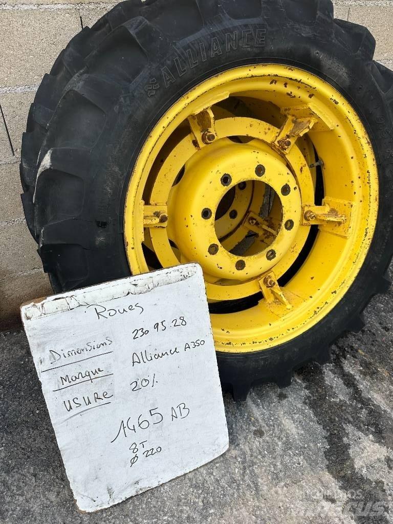 Alliance 230/95R28 Dekk, hjul og felger