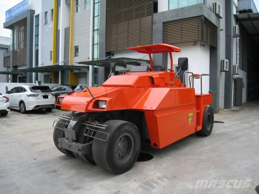 Sakai TZ 701 Gummihjulsvalser