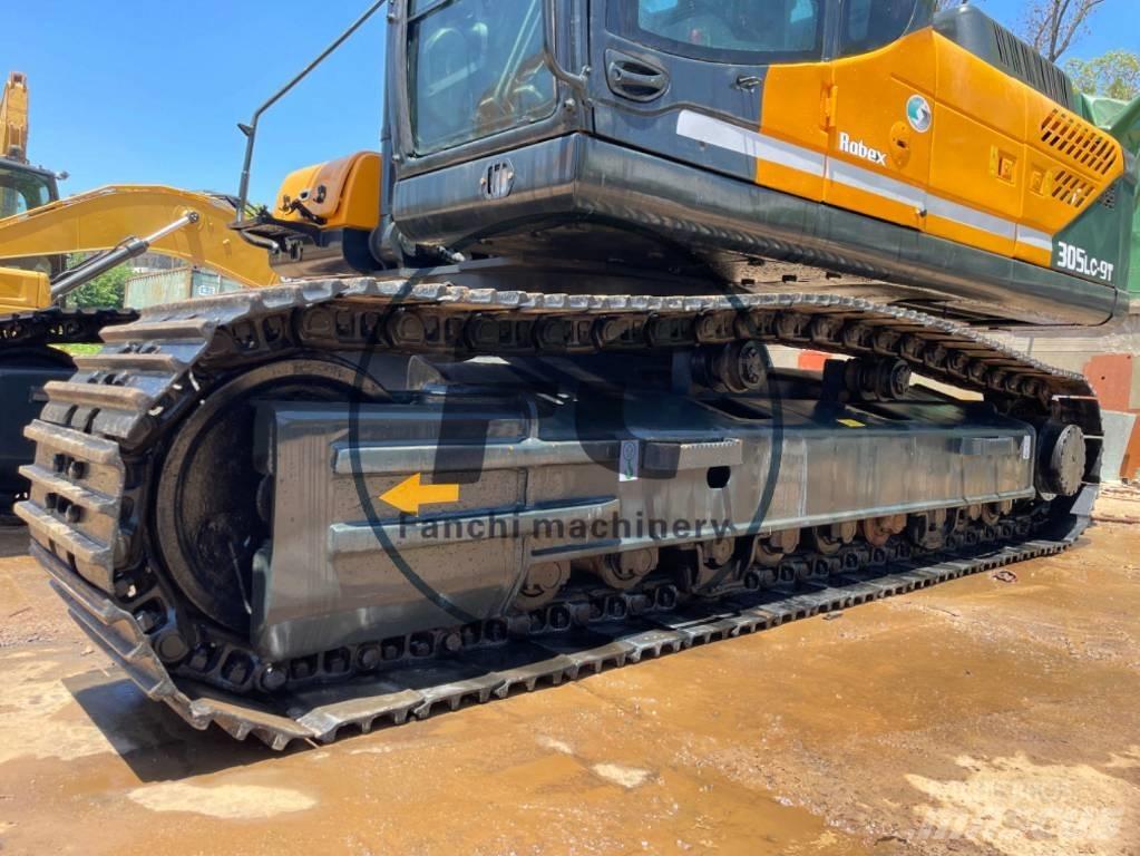 Hyundai 305LC-9T Beltegraver