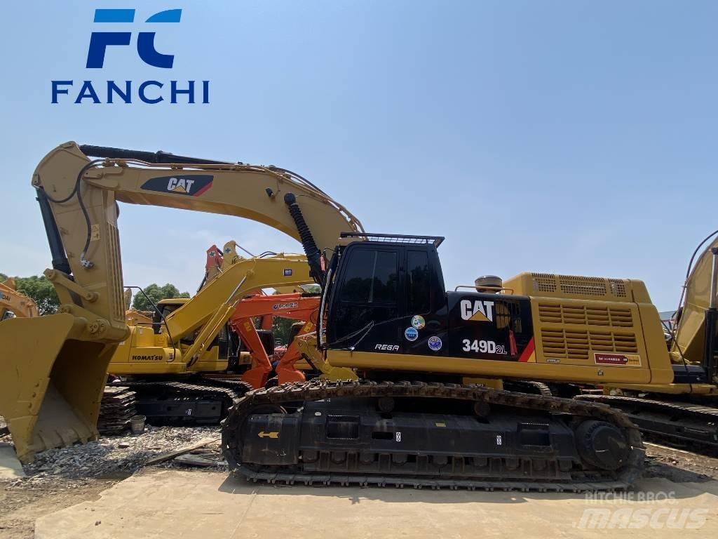 CAT 349 D 2L Beltegraver