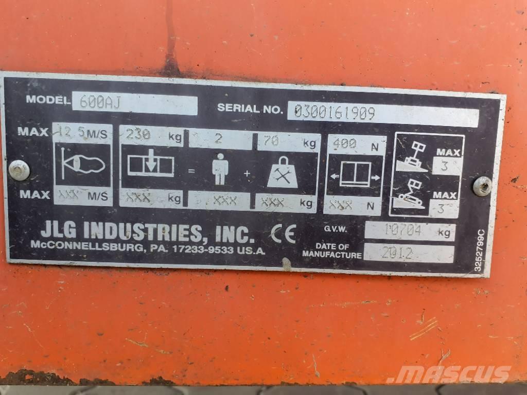 JLG 600AJ Leddede bomlifter