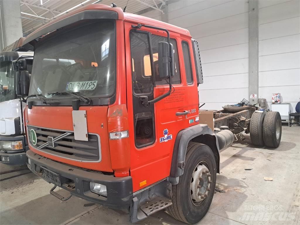 Volvo FL6 220 Trekkvogner