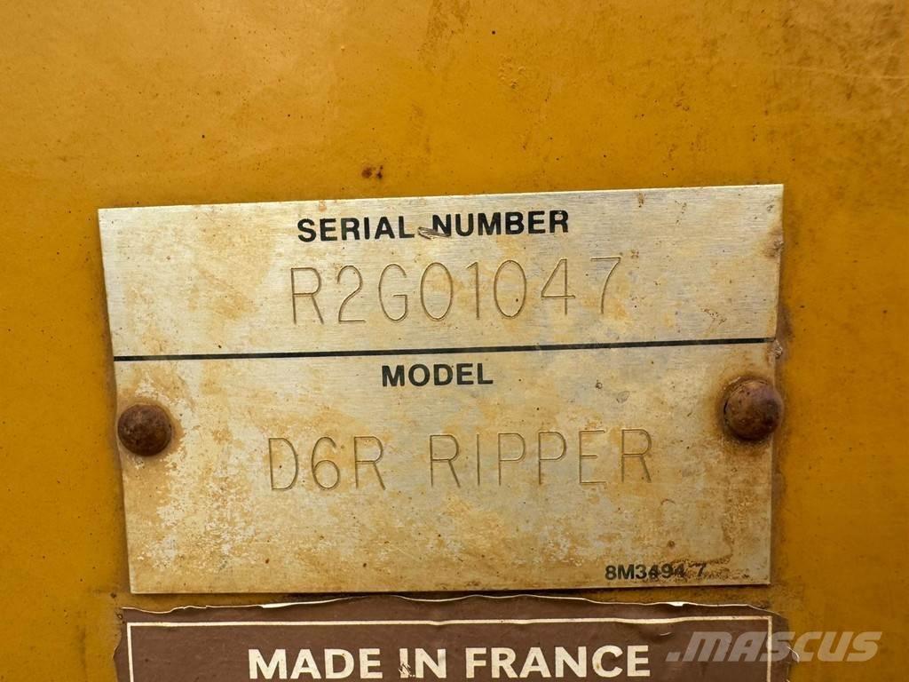CAT D6R Ripper Andre komponenter