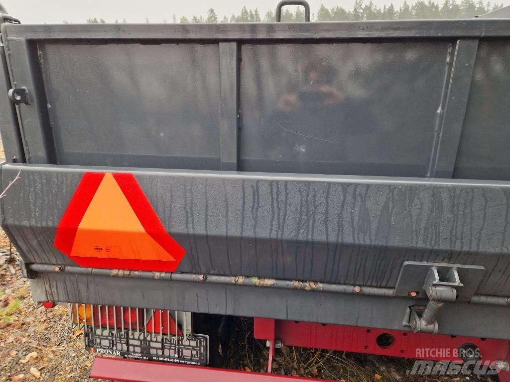 Pronar T 679/3 Tipphengere