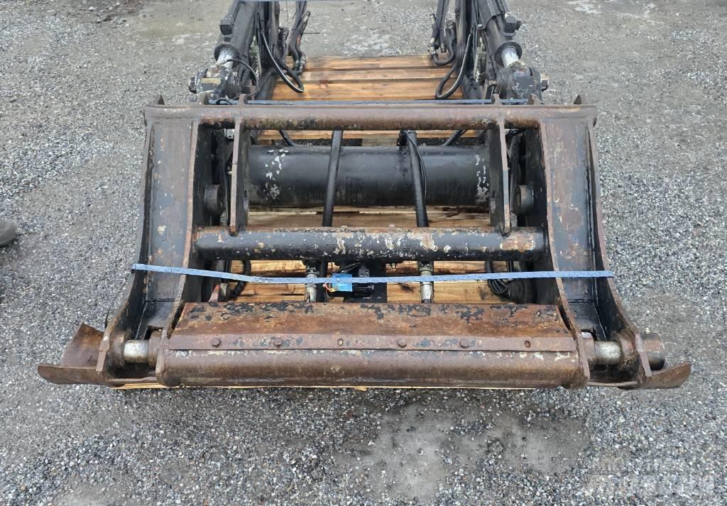 Huddig 960 Bommer og stikker
