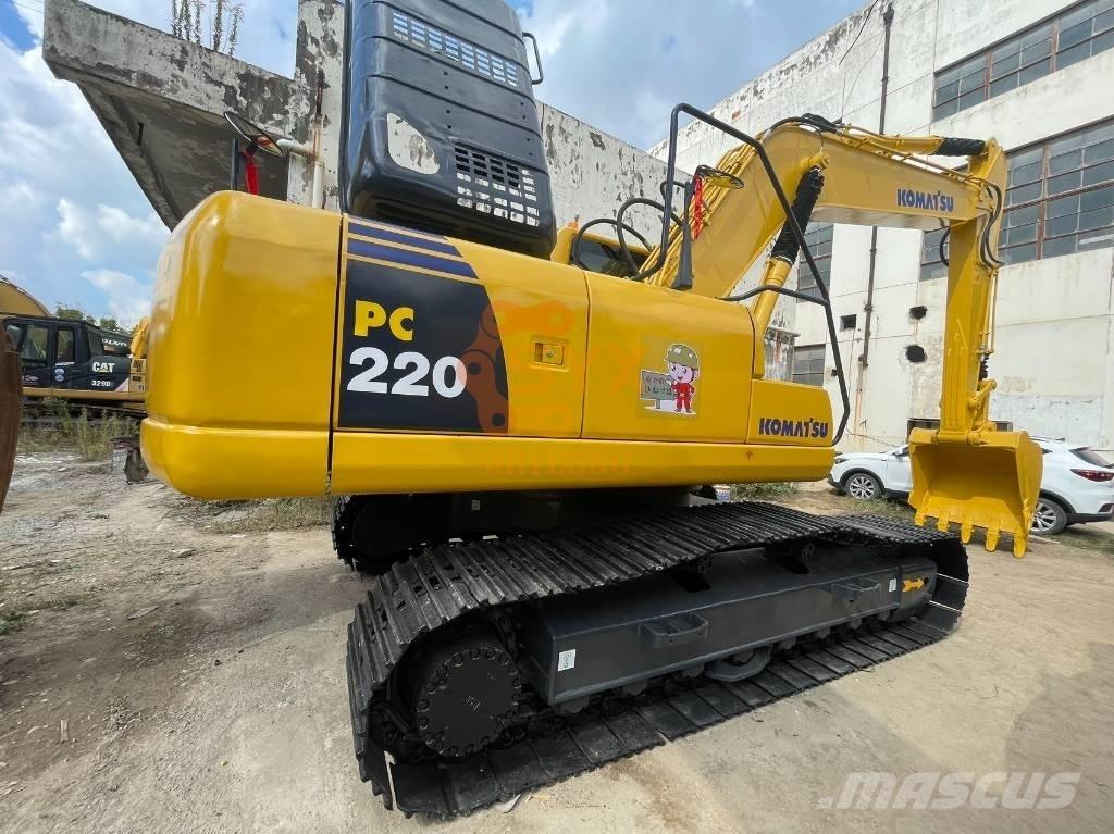 Komatsu PC 220-8 Beltegraver