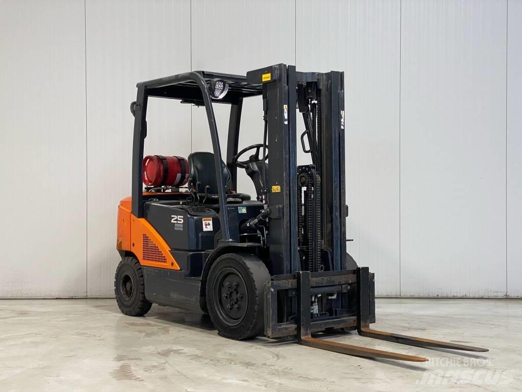 Doosan G25N-7 Propan trucker