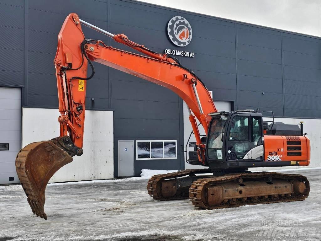Hitachi ZX 300 LC-6 Beltegraver