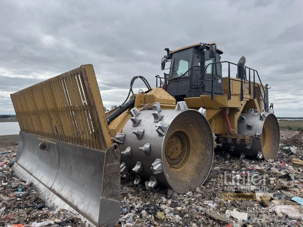 CAT 836 Avfallspresser