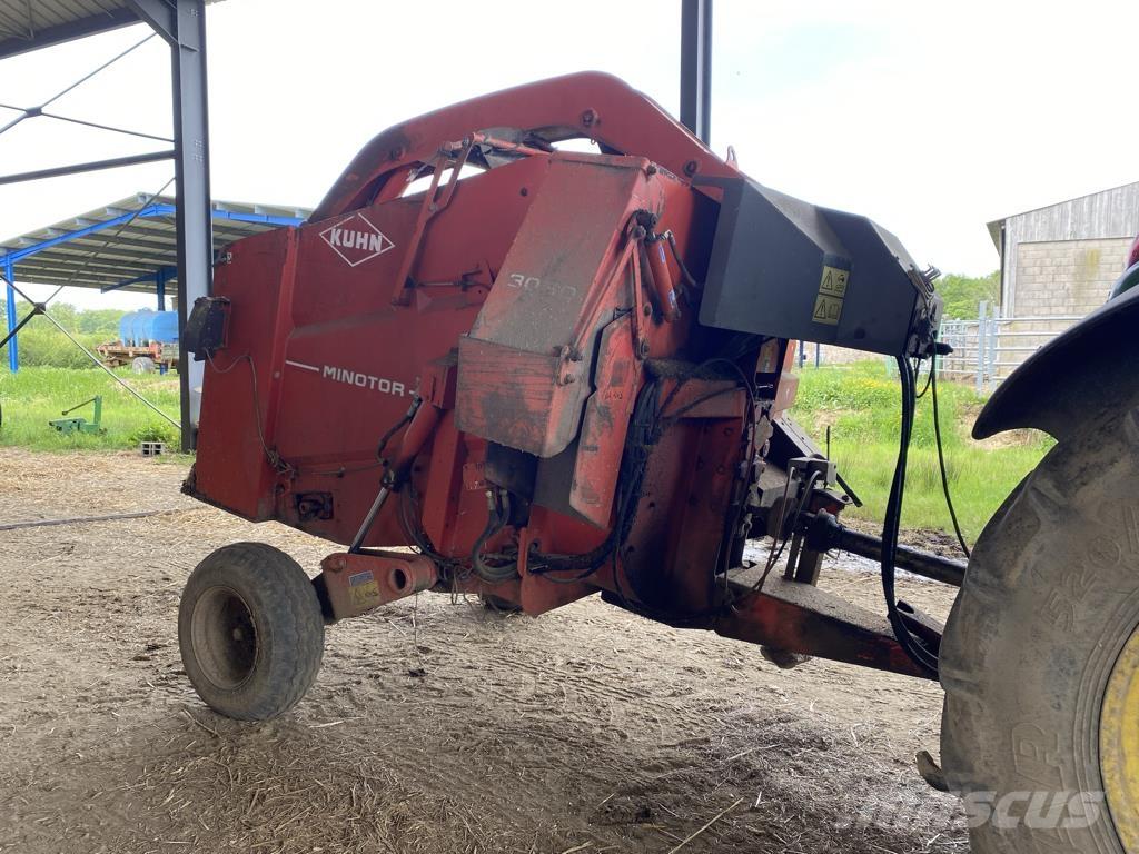 Kuhn MINOTOR 3060 Silouttaksutstyr