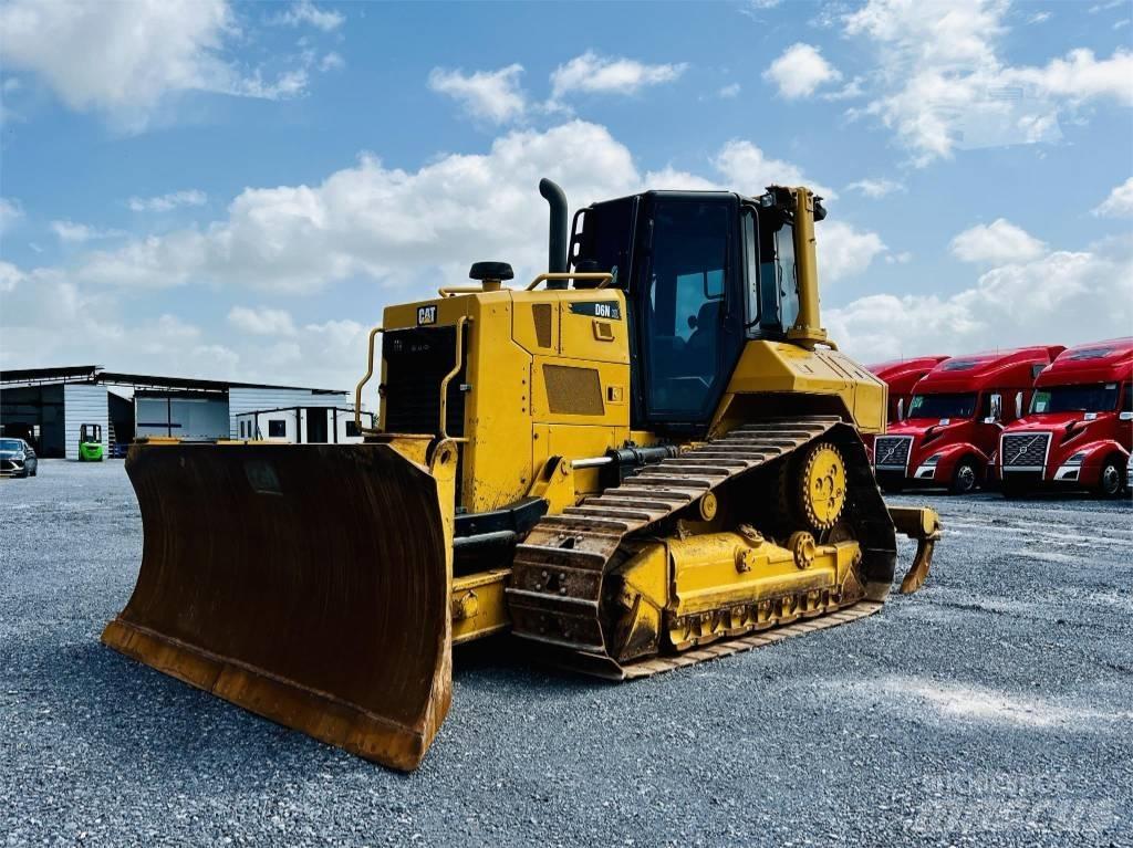 CAT D 6 N XL Dozere Beltegående