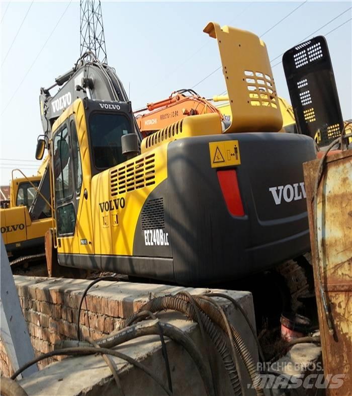 Volvo EC 240 B LC Beltegraver