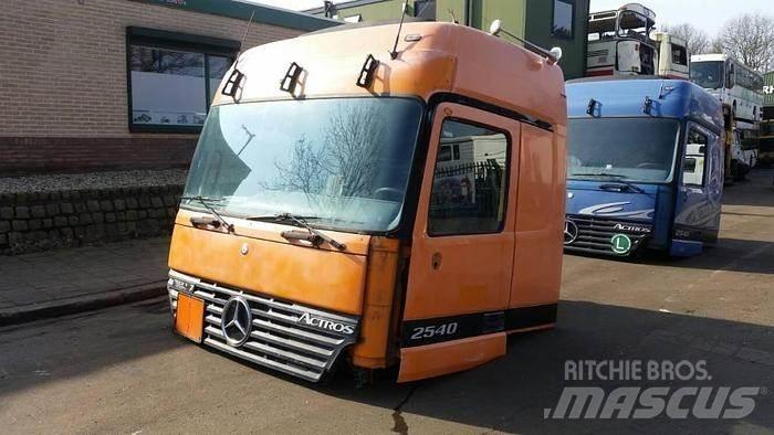 Mercedes-Benz 2540 Transport - Annet